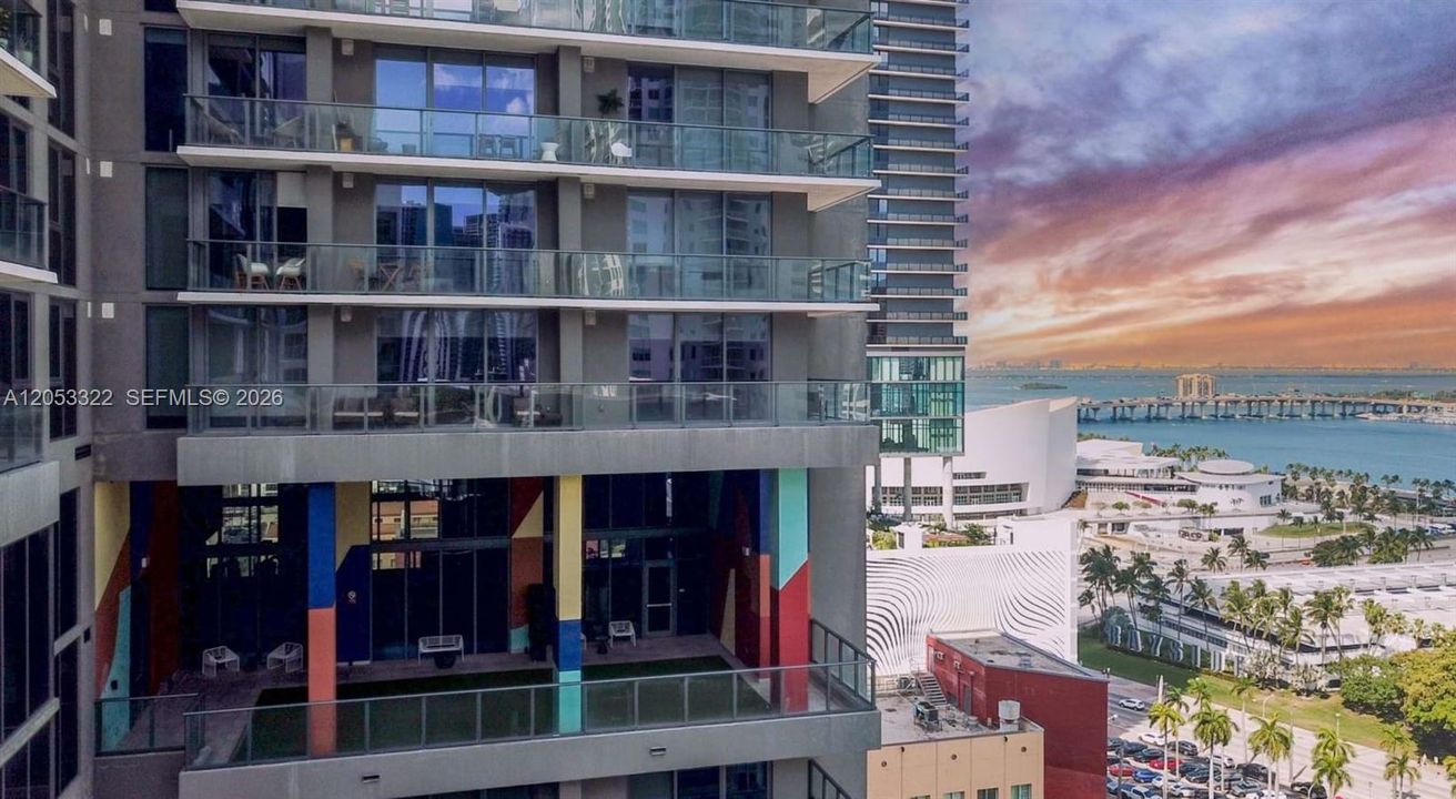 For Rent: $2,735 (0 beds, 1 baths, 442 Square Feet)
