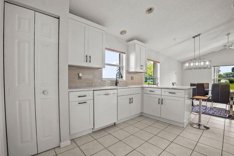 5025 ROBINO KITCHEN2