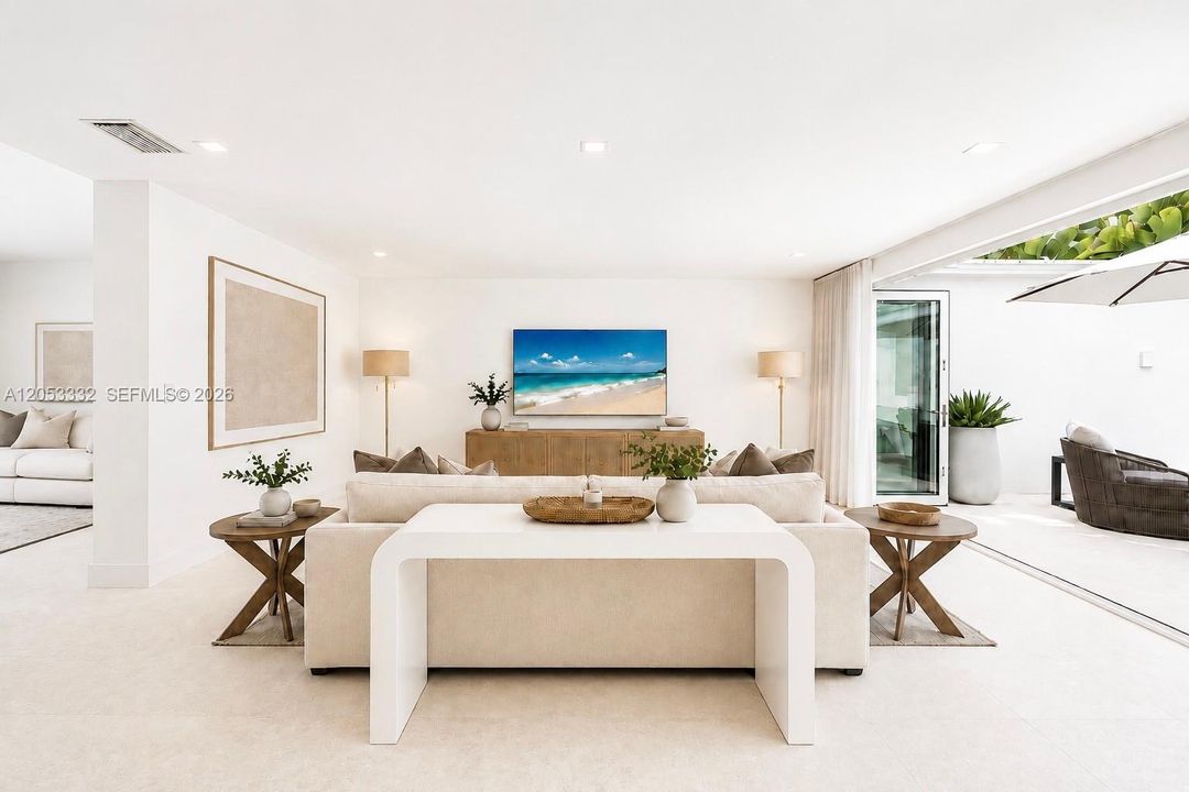 For Sale: $3,875,000 (4 beds, 3 baths, 2900 Square Feet)