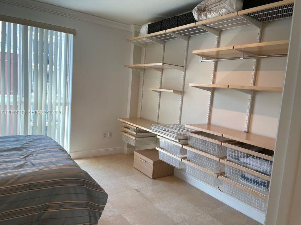 В аренду: $2,550 (1 спален, 1 ванн, 790 Квадратных фут)