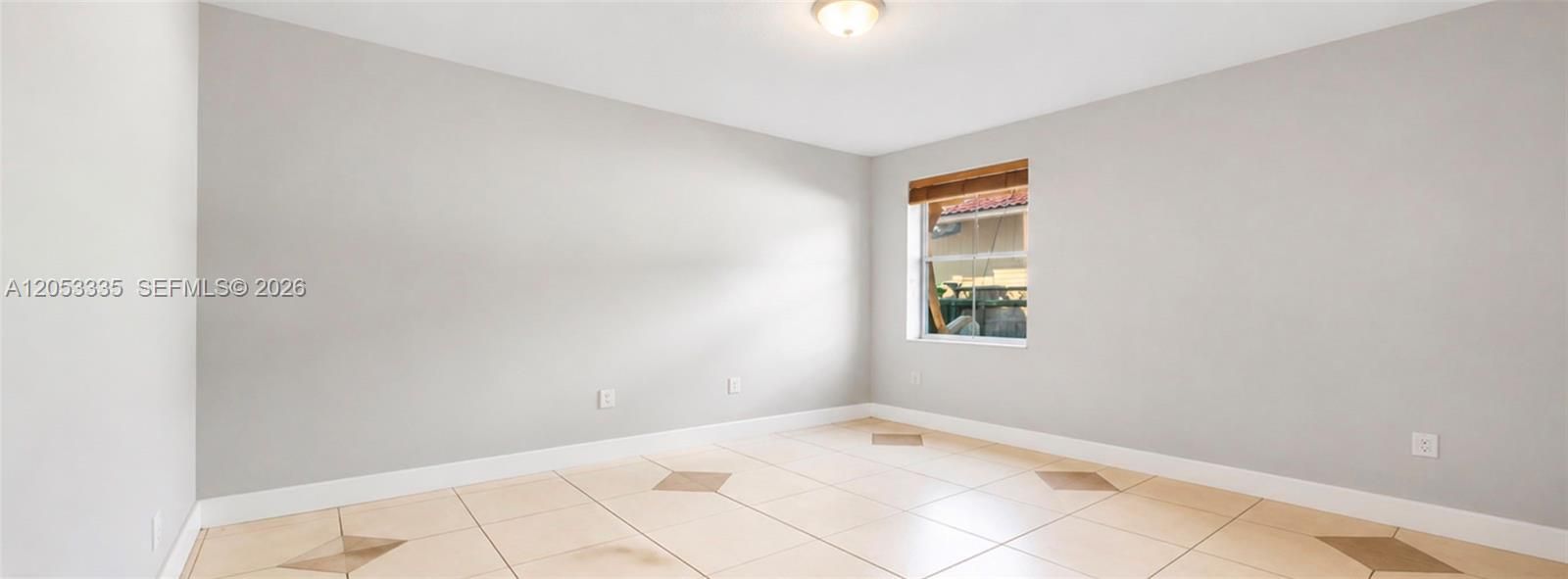 For Sale: $1,100,000 (4 beds, 3 baths, 2632 Square Feet)