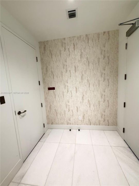 En Renta: $25,000 (3 camas, 3 baños, 2115 Pies cuadrados)