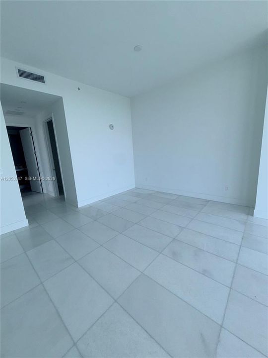 En Renta: $25,000 (3 camas, 3 baños, 2115 Pies cuadrados)