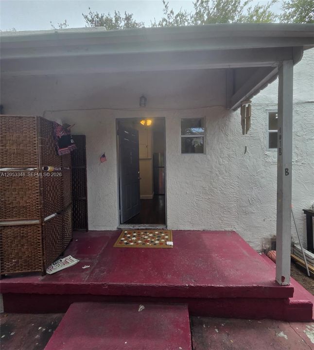 В аренду: $1,700 (2 спален, 1 ванн, 699 Квадратных фут)