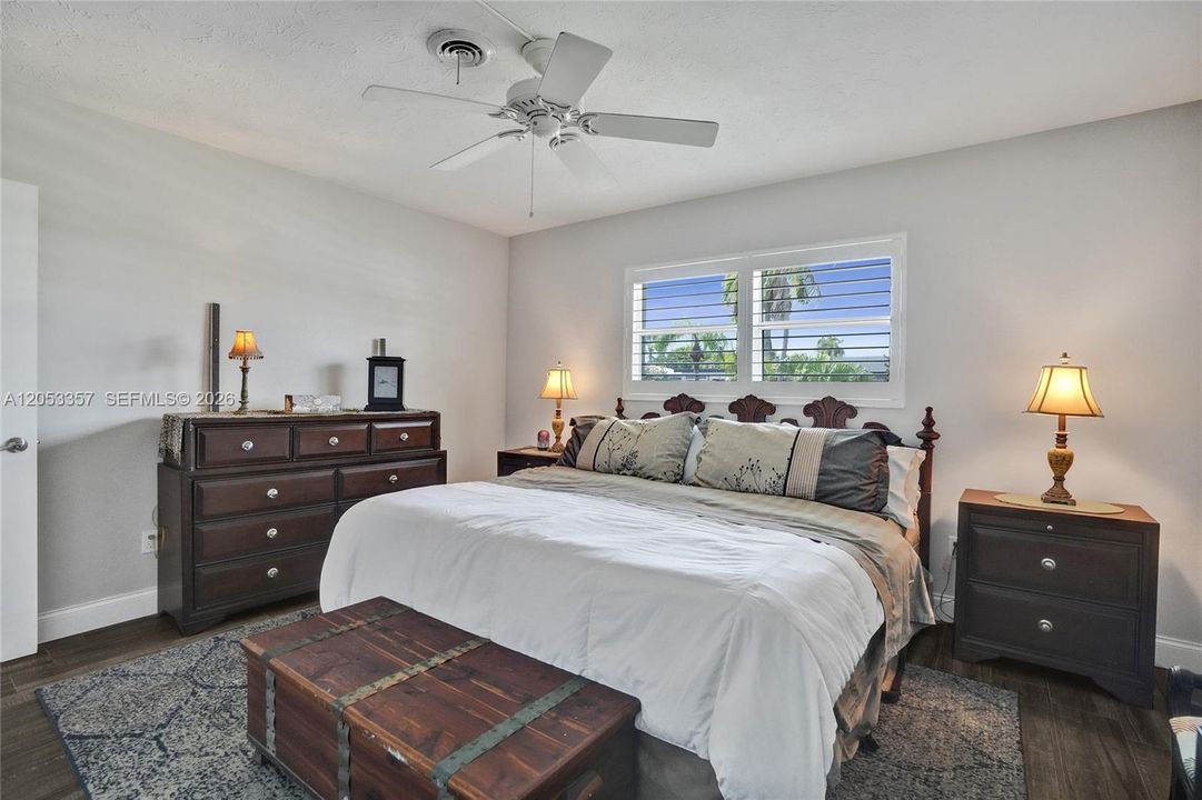 For Sale: $690,000 (3 beds, 2 baths, 1798 Square Feet)