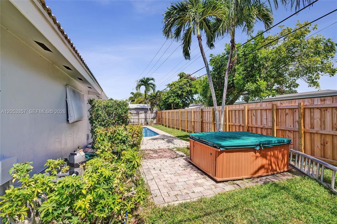 For Sale: $690,000 (3 beds, 2 baths, 1798 Square Feet)