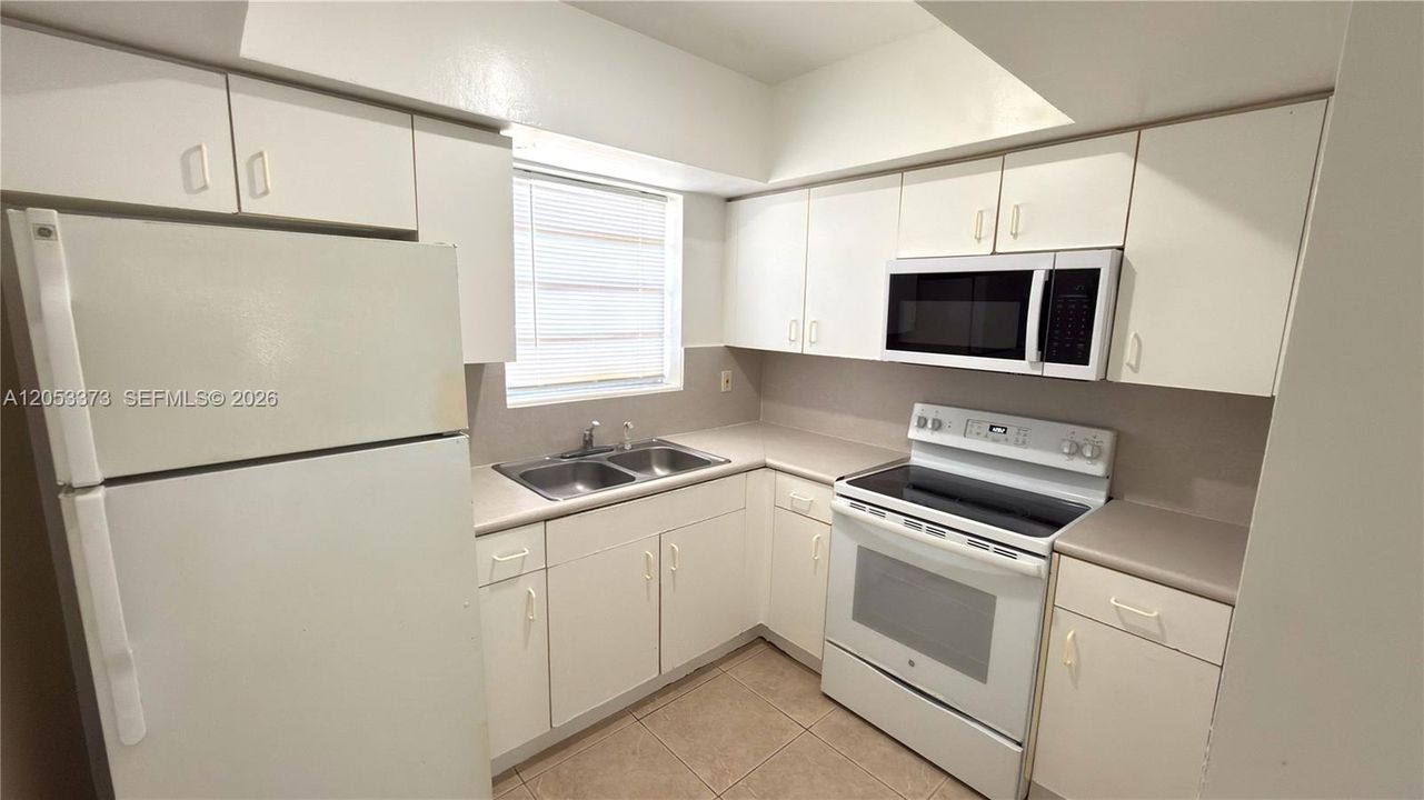 En Venta: $129,000 (1 camas, 1 baños, 813 Pies cuadrados)