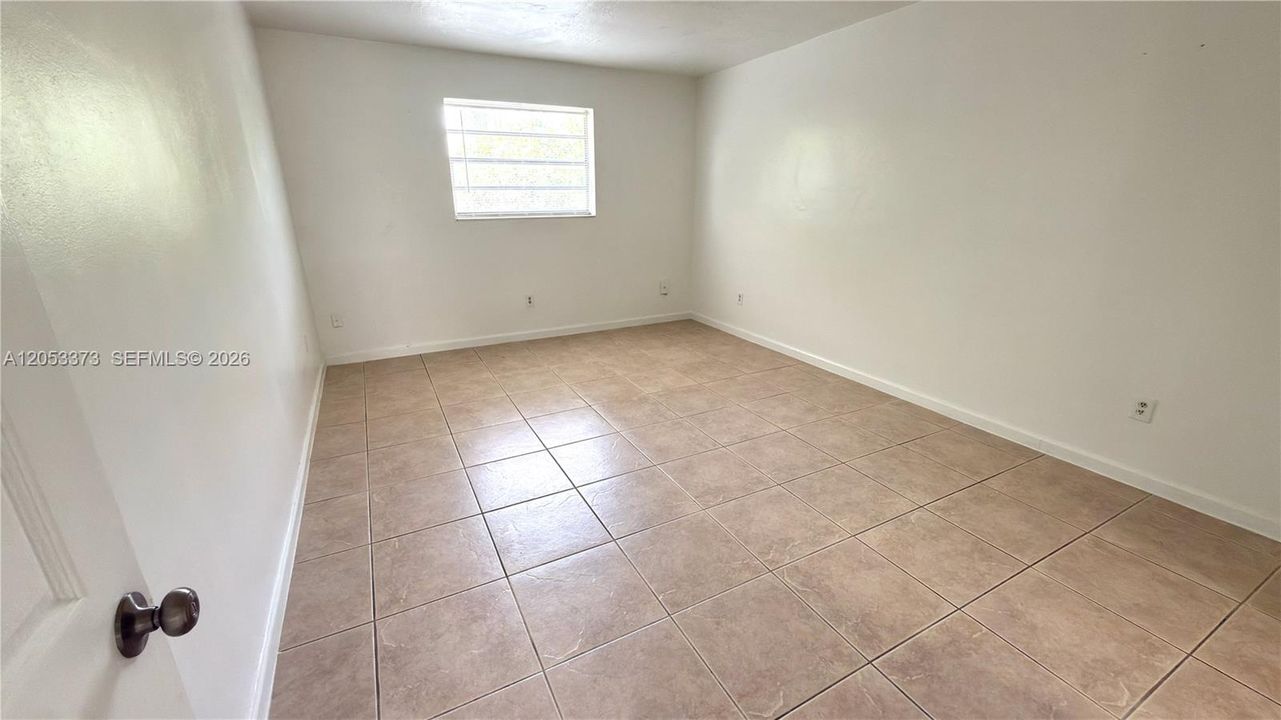 En Venta: $129,000 (1 camas, 1 baños, 813 Pies cuadrados)