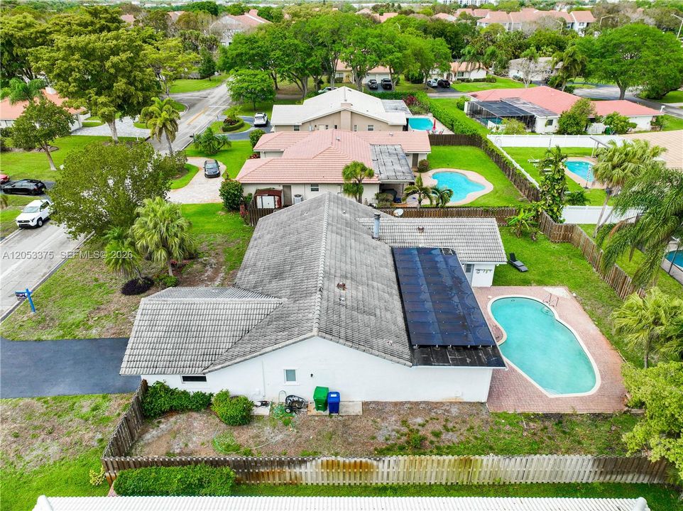 En Venta: $730,000 (3 camas, 2 baños, 2206 Pies cuadrados)