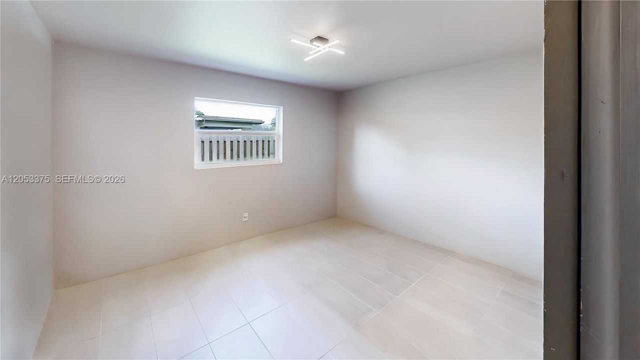 En Venta: $730,000 (3 camas, 2 baños, 2206 Pies cuadrados)