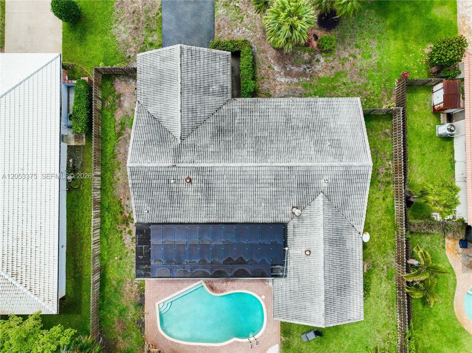 En Venta: $730,000 (3 camas, 2 baños, 2206 Pies cuadrados)