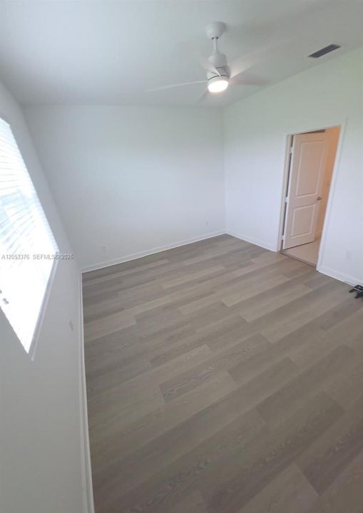В аренду: $2,350 (3 спален, 2 ванн, 1635 Квадратных фут)