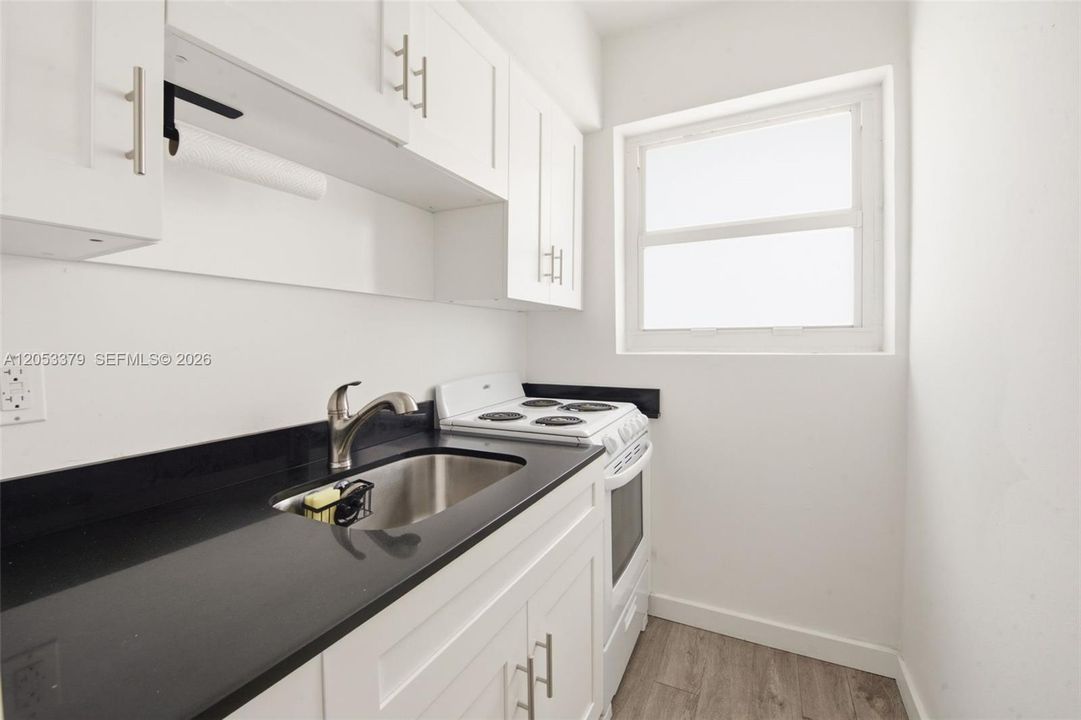 В аренду: $1,750 (1 спален, 1 ванн, 542 Квадратных фут)