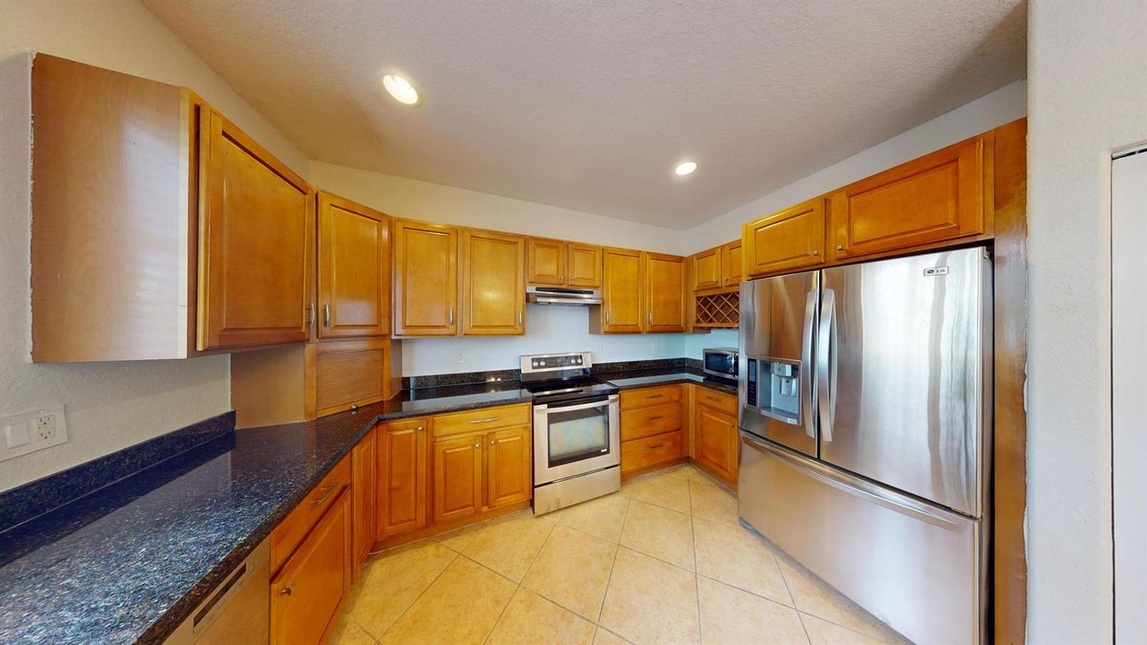 6786-Aliso-Ave-07102026_114808