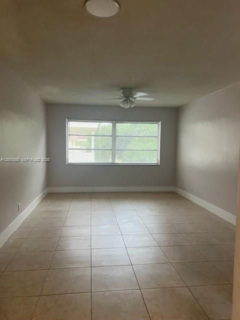 For Rent: $1,675 (1 beds, 1 baths, 670 Square Feet)