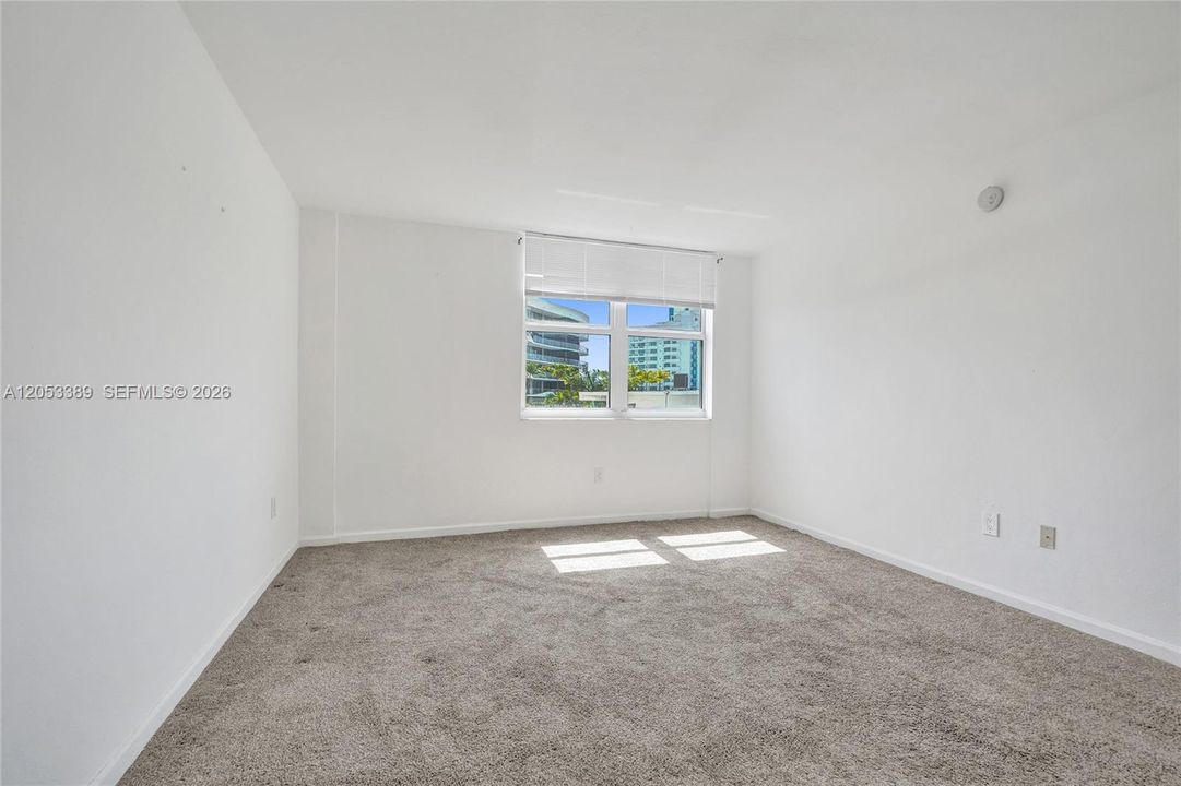 Secondary bedroom