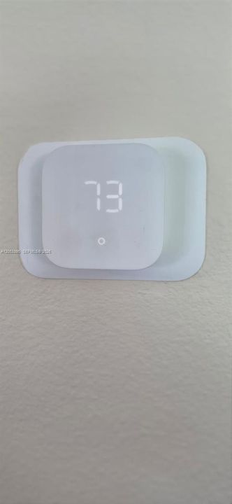 Smart thermostat