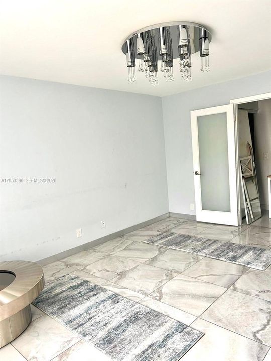 На продажу: $305,000 (2 спален, 2 ванн, 1150 Квадратных фут)