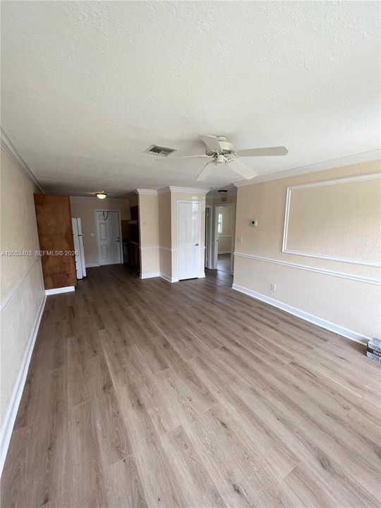 Living + kitchen