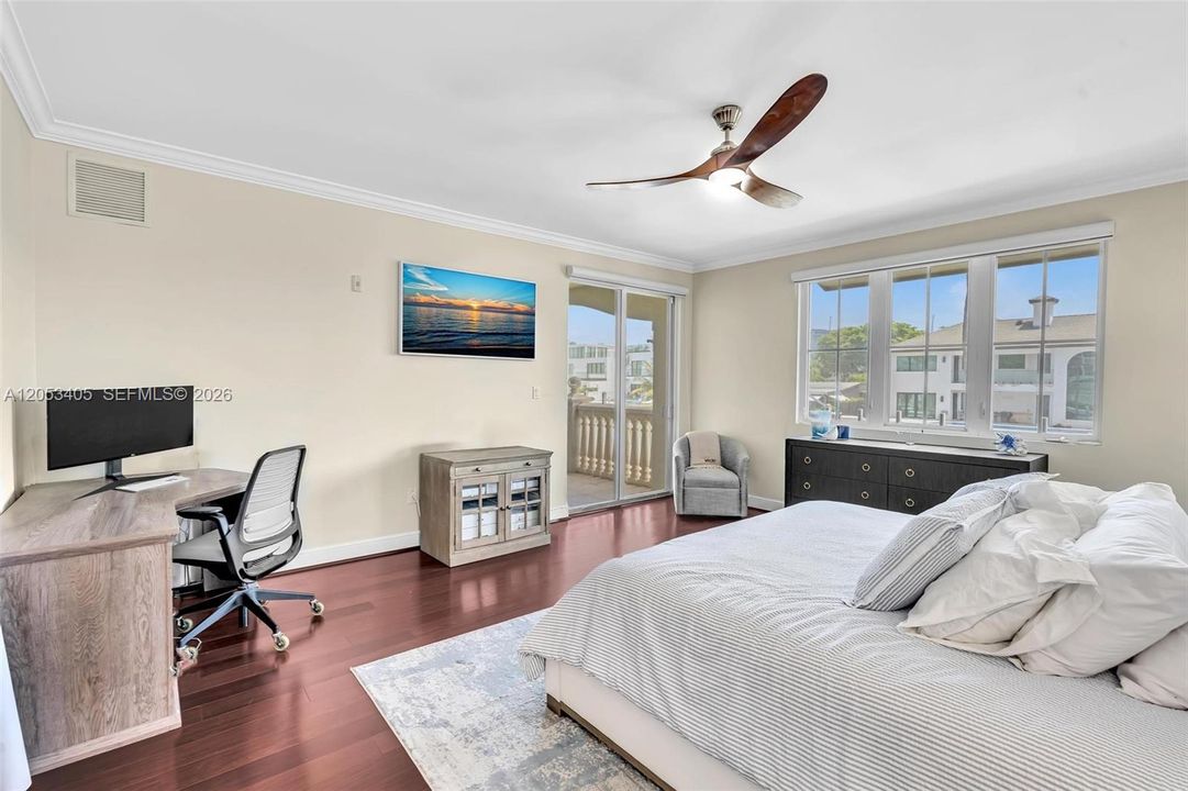 For Sale: $1,500,000 (3 beds, 3 baths, 2288 Square Feet)