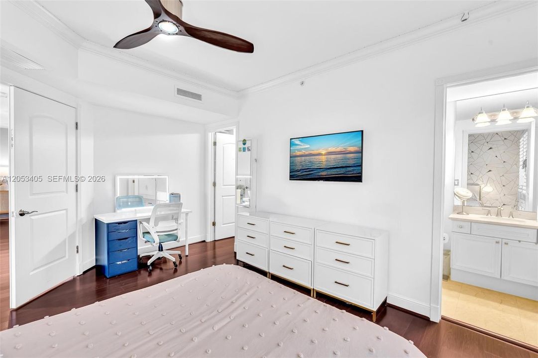For Sale: $1,500,000 (3 beds, 3 baths, 2288 Square Feet)