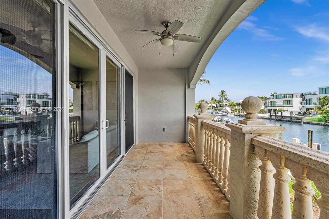 For Sale: $1,500,000 (3 beds, 3 baths, 2288 Square Feet)