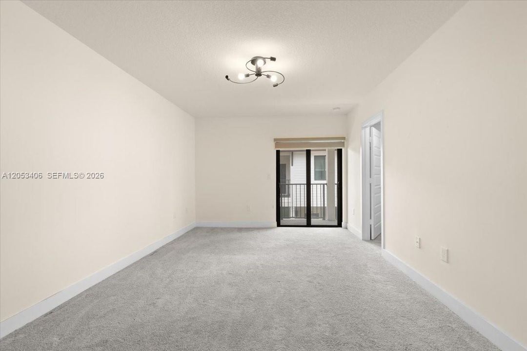 For Rent: $4,500 (3 beds, 2 baths, 1929 Square Feet)