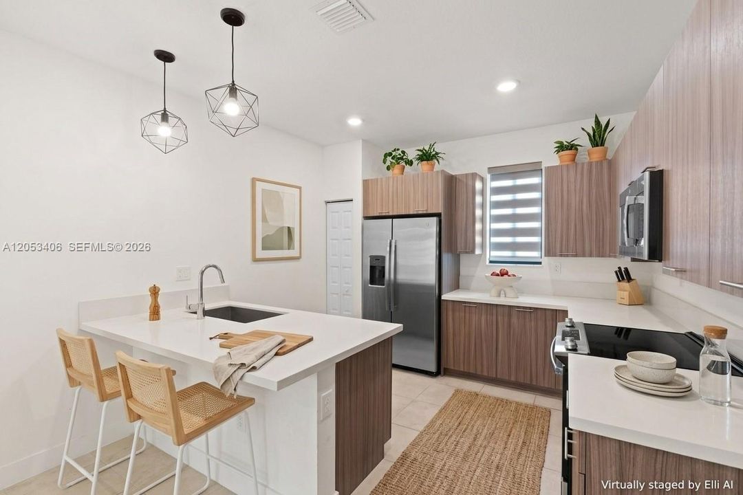 For Rent: $4,500 (3 beds, 2 baths, 1929 Square Feet)