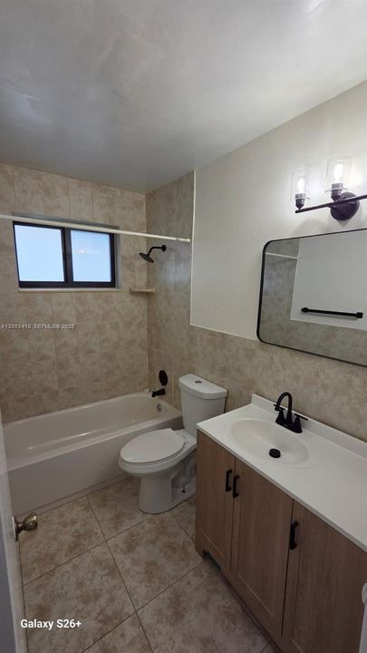For Rent: $3,000 (3 beds, 2 baths, 3504 Square Feet)