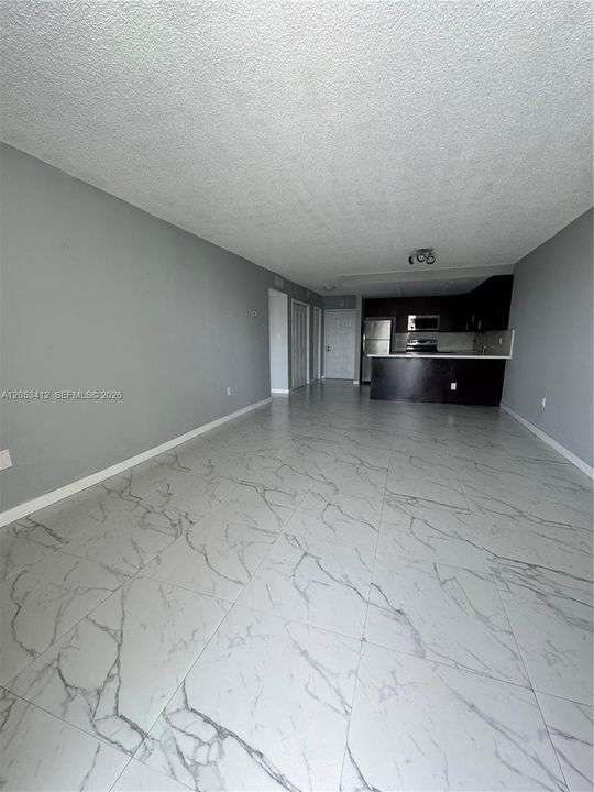 В аренду: $1,850 (1 спален, 1 ванн, 870 Квадратных фут)