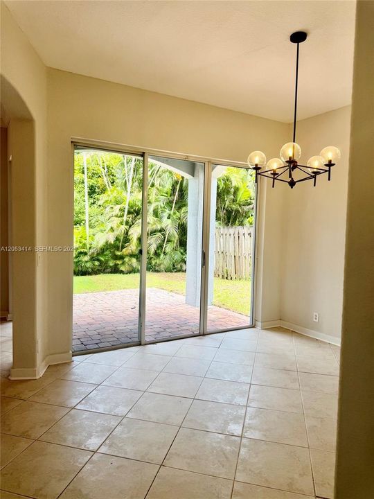 For Rent: $4,800 (3 beds, 2 baths, 2162 Square Feet)