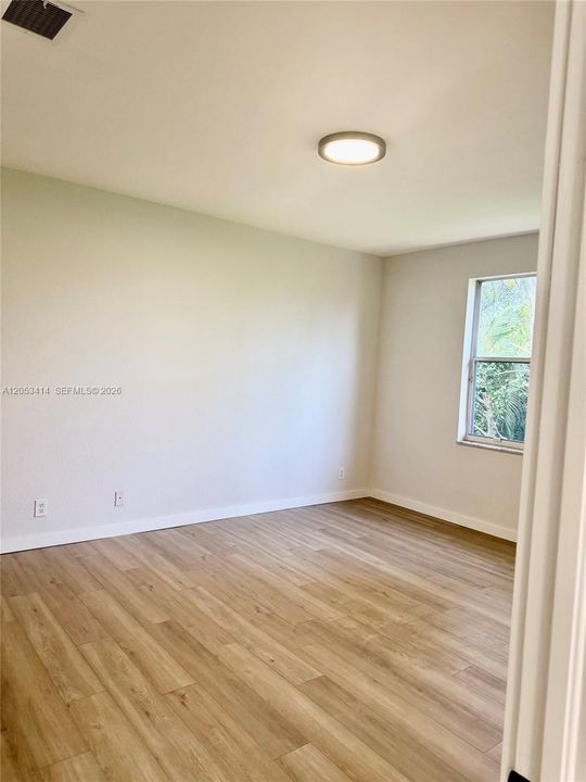 For Rent: $4,800 (3 beds, 2 baths, 2162 Square Feet)