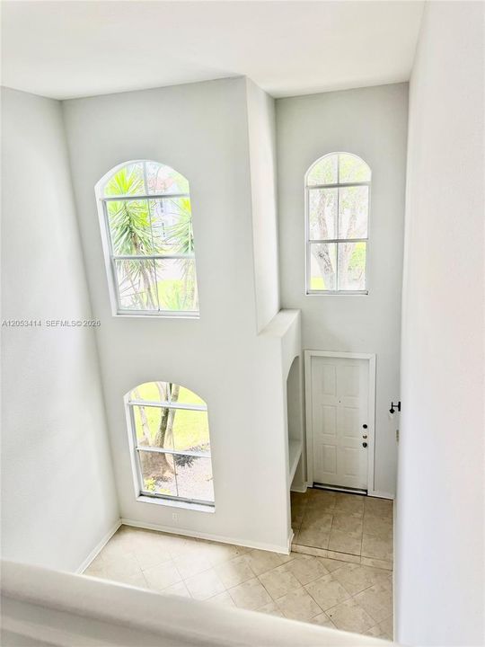 For Rent: $4,800 (3 beds, 2 baths, 2162 Square Feet)