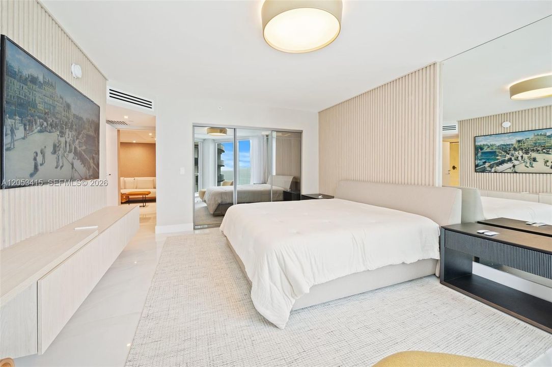 For Rent: $12,500 (2 beds, 2 baths, 1680 Square Feet)