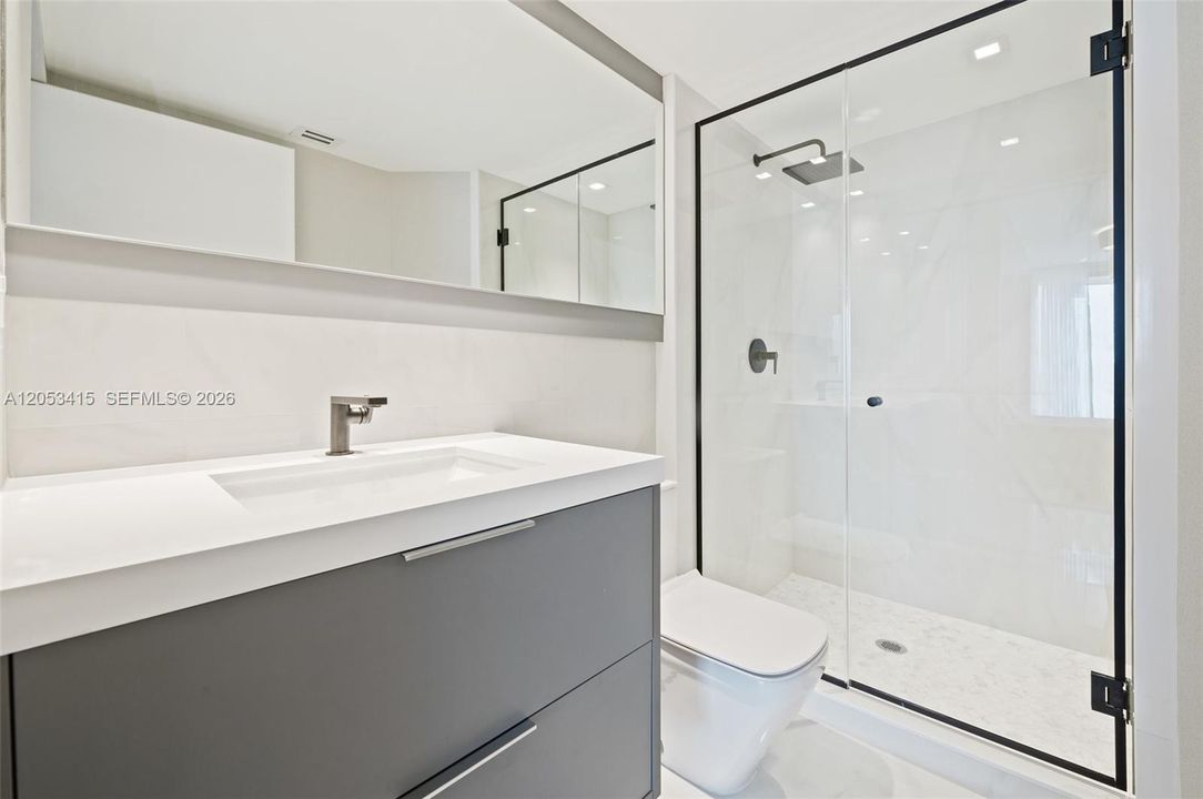 For Rent: $12,500 (2 beds, 2 baths, 1680 Square Feet)