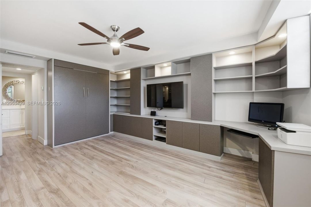 Murphy bed with built in desk