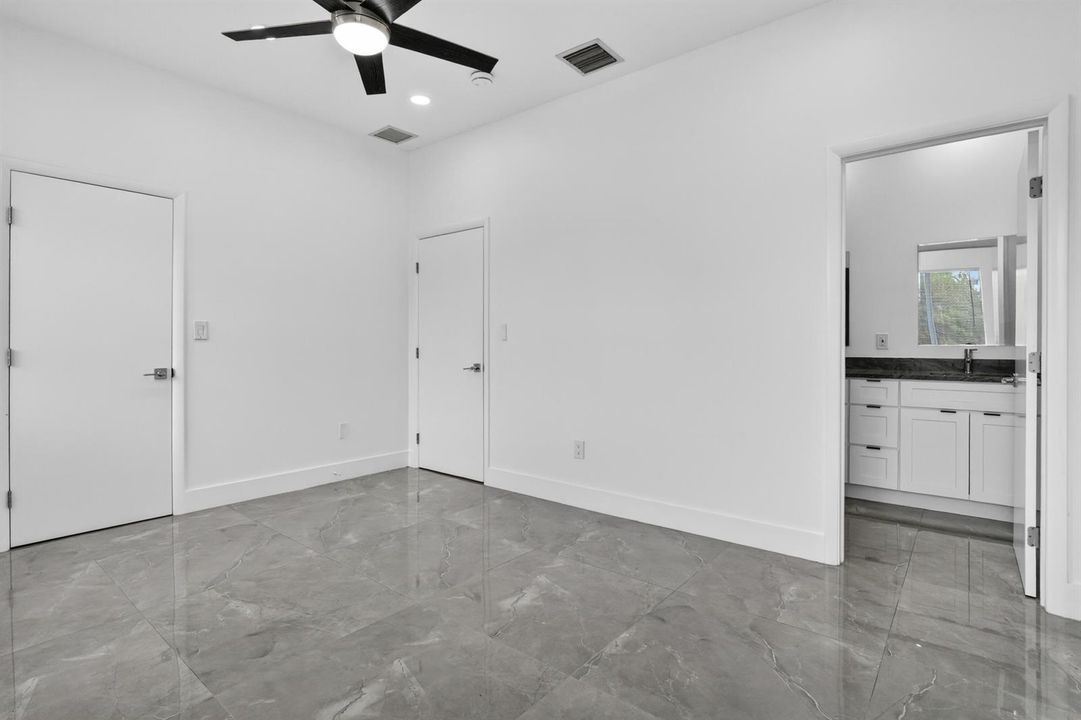 655_property-16