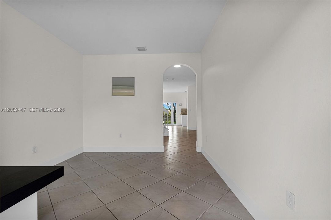 For Sale: $425,000 (3 beds, 2 baths, 1562 Square Feet)