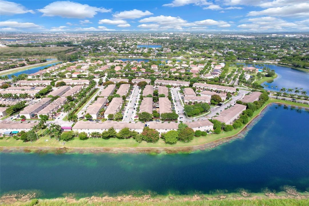 For Sale: $425,000 (3 beds, 2 baths, 1562 Square Feet)