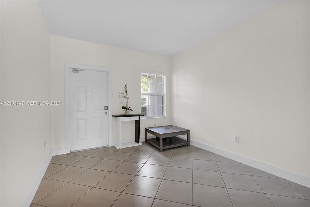 For Sale: $425,000 (3 beds, 2 baths, 1562 Square Feet)
