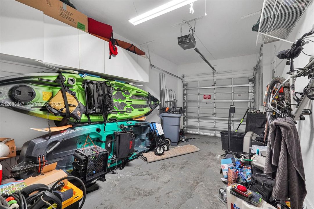 For Sale: $425,000 (3 beds, 2 baths, 1562 Square Feet)