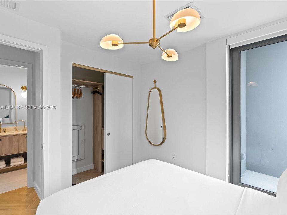 En Venta: $1,275,900 (2 camas, 2 baños, 840 Pies cuadrados)
