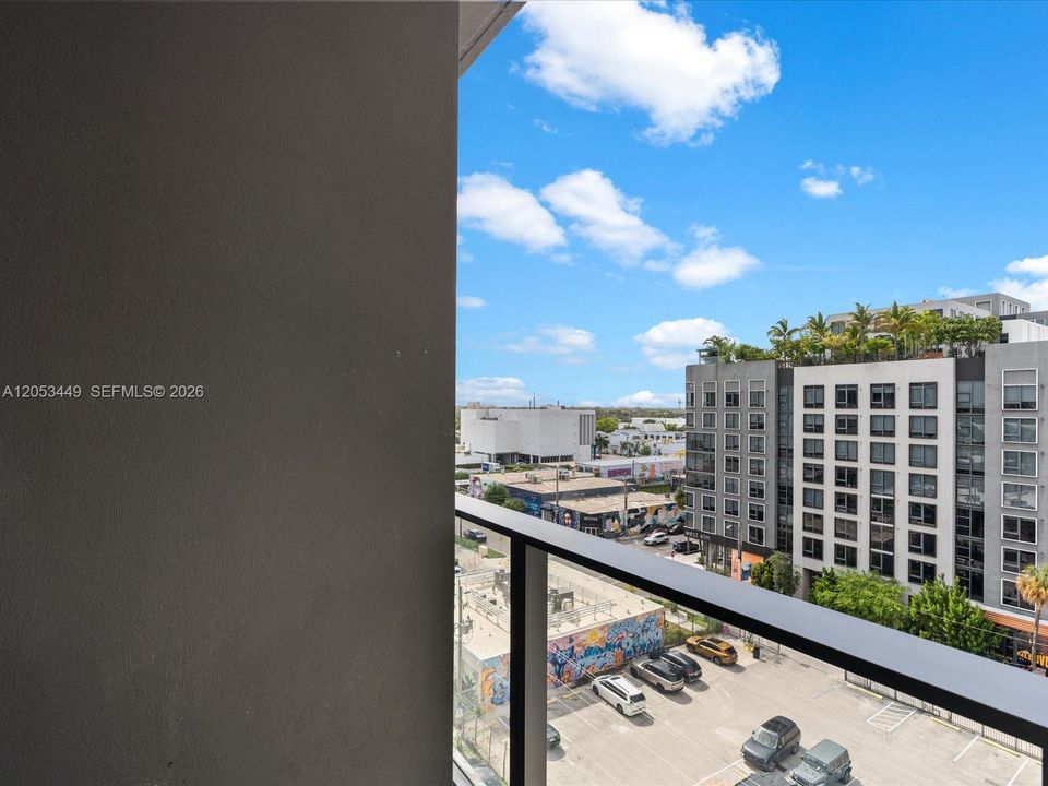 En Venta: $1,275,900 (2 camas, 2 baños, 840 Pies cuadrados)
