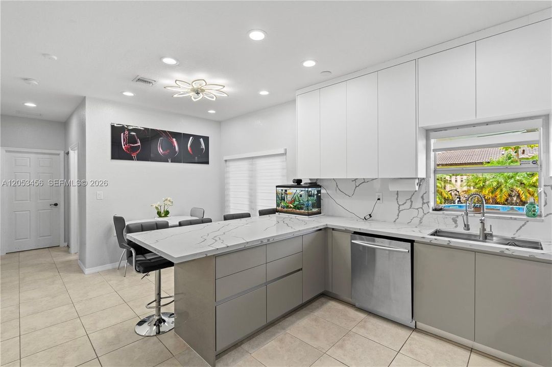 For Sale: $585,000 (4 beds, 2 baths, 1527 Square Feet)