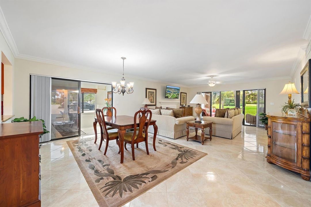 803 Clubhouse Cir-7
