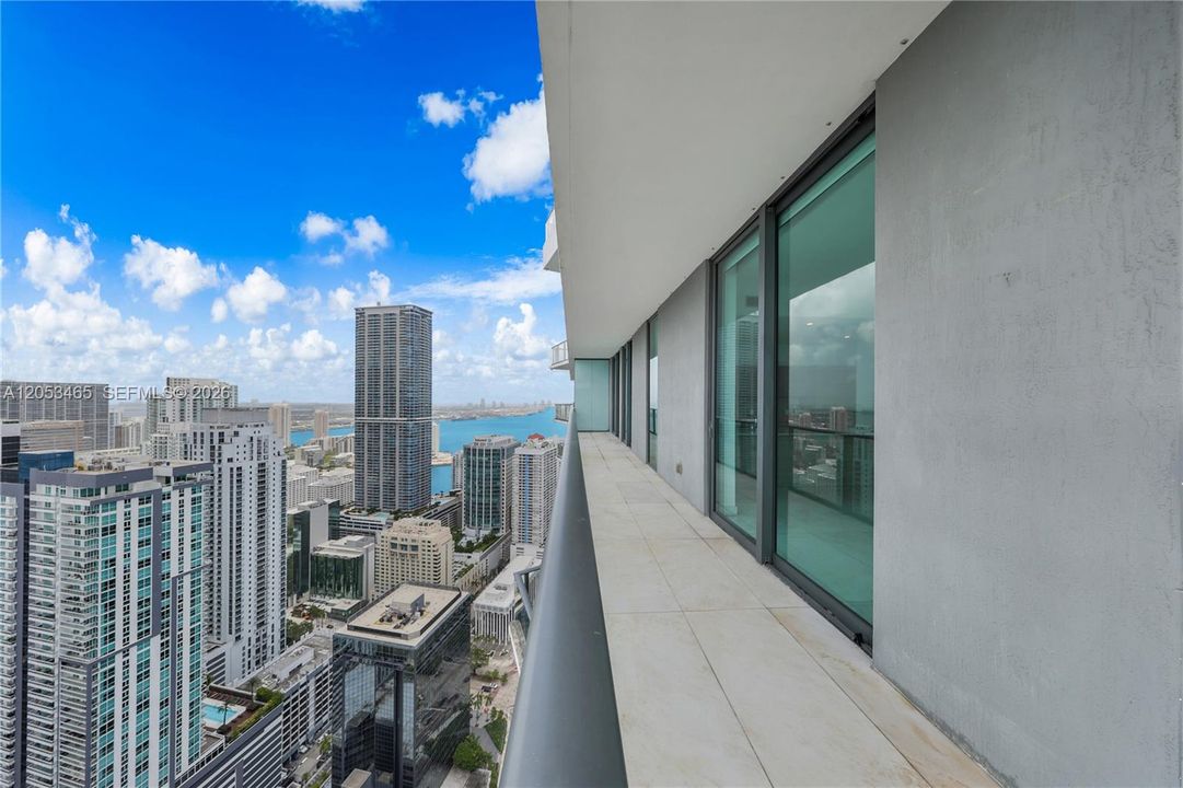 For Rent: $12,345 (3 beds, 2 baths, 1709 Square Feet)