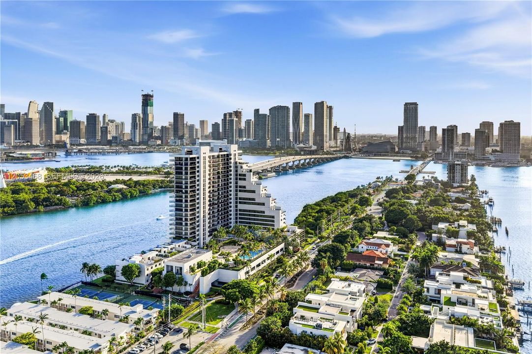 На продажу: $1,150,000 (1 спален, 1 ванн, 1030 Квадратных фут)