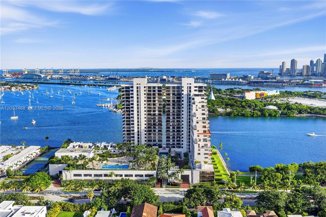 На продажу: $1,150,000 (1 спален, 1 ванн, 1030 Квадратных фут)