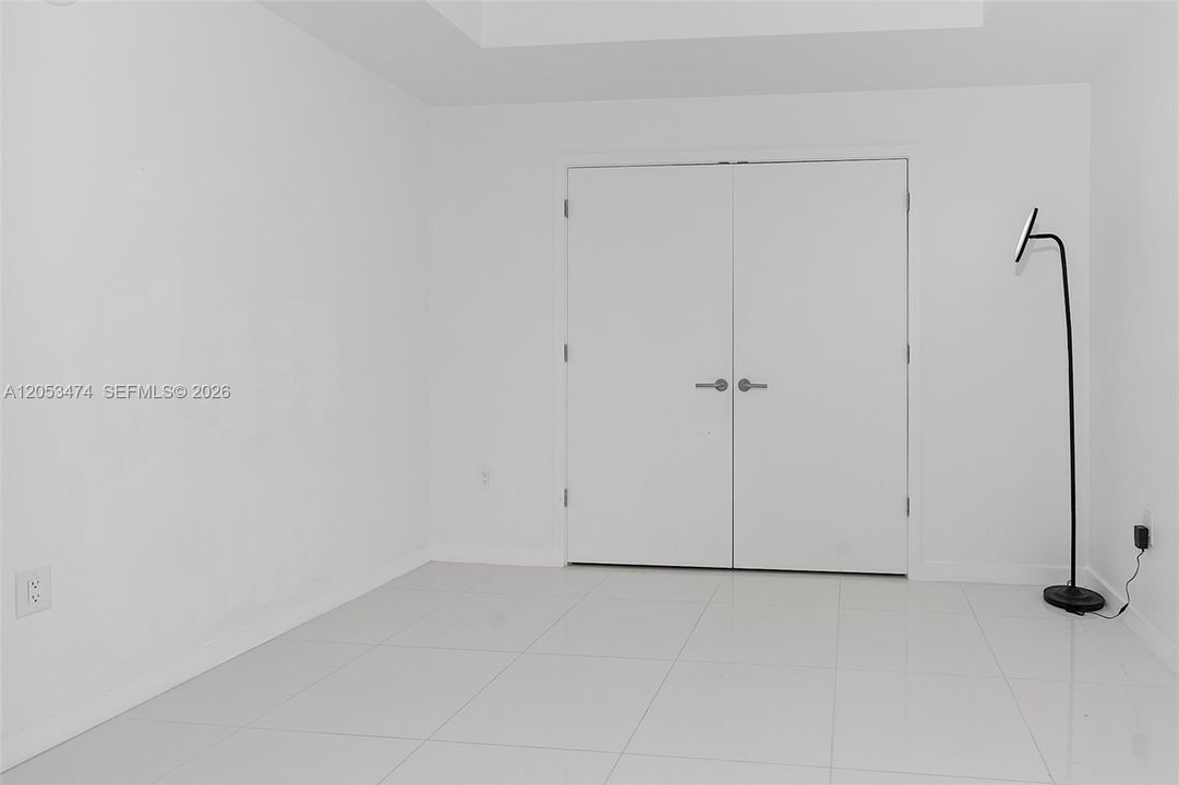 В аренду: $7,700 (2 спален, 3 ванн, 1547 Квадратных фут)