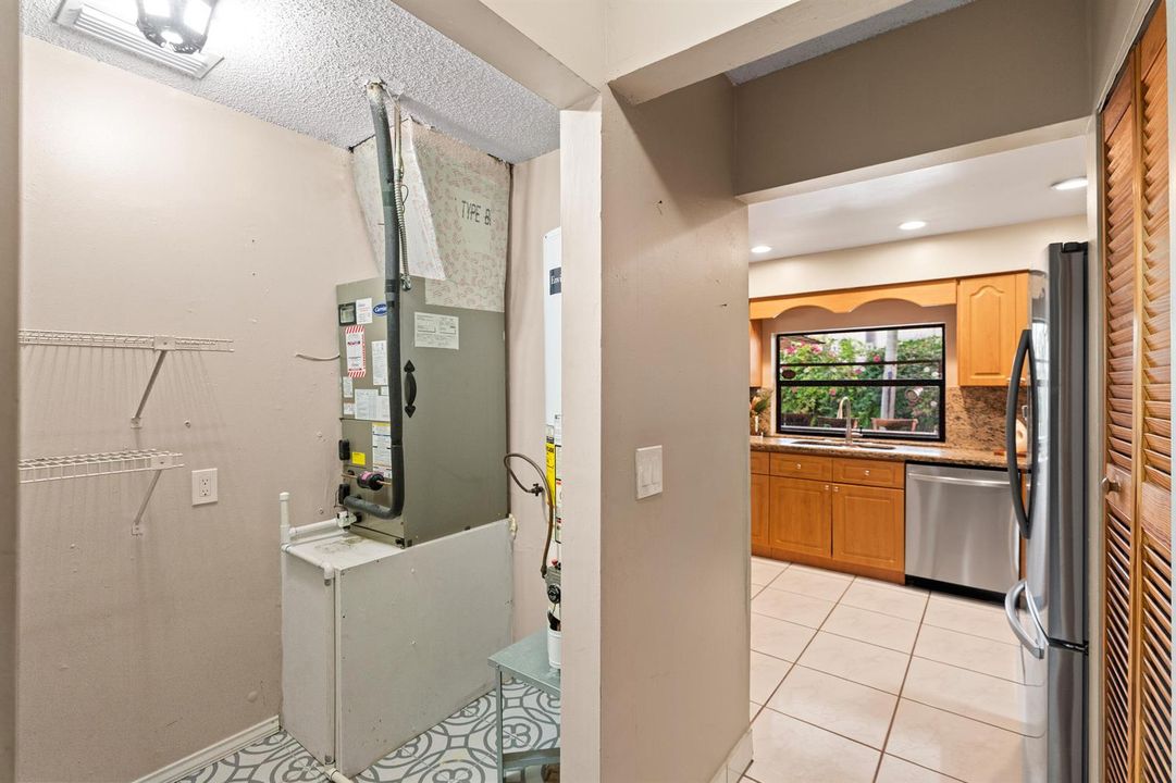 Utility room & pantry